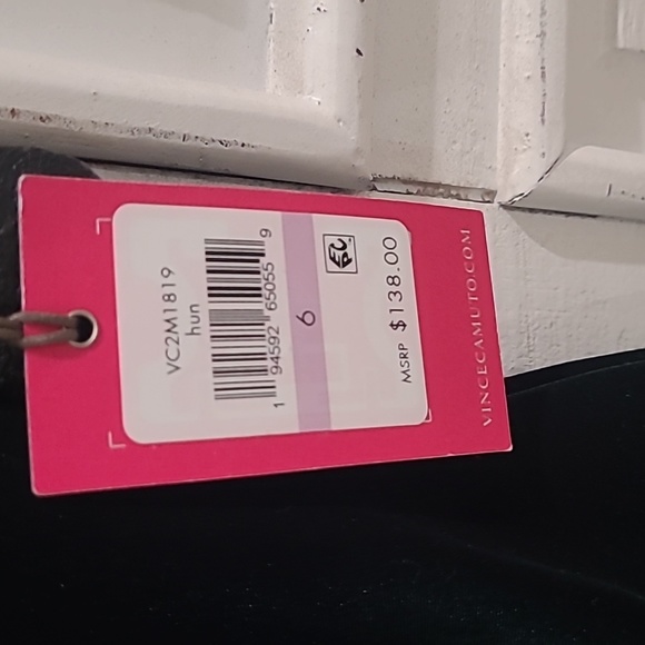 Vince Camuto Emerald Green Velvet Dress - Picture 3 of 4